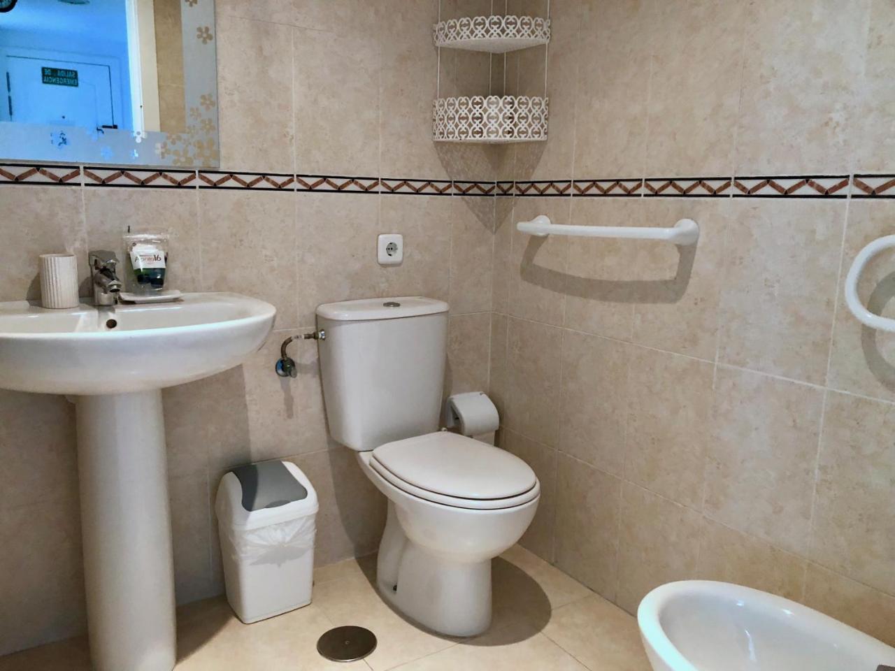 Clubrent - Apartamentos Apolo 17 Калпе Екстериор снимка