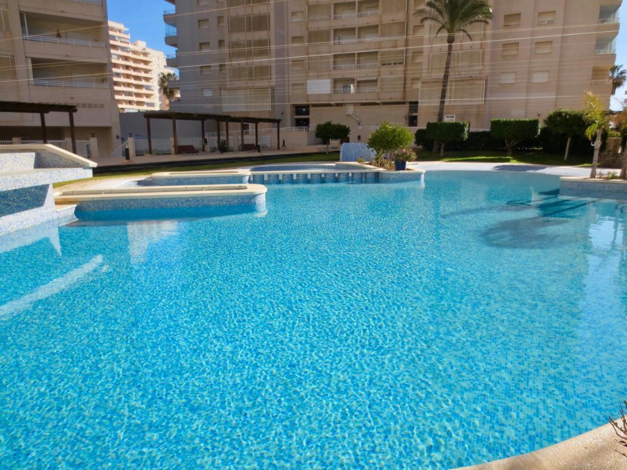 Clubrent - Apartamentos Apolo 17 Калпе Екстериор снимка